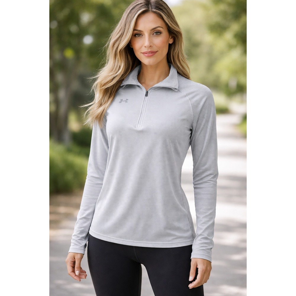 Under Armour Heatgear women Medium Loose Gray/white Stripe 1/4 Zip Gorp Athletic
